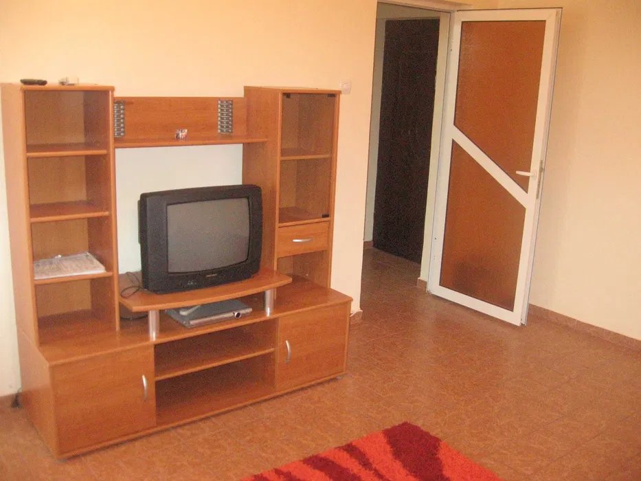 Garsoniera - Faleza Nord - Universitatea Spiru Haret - Mobilata