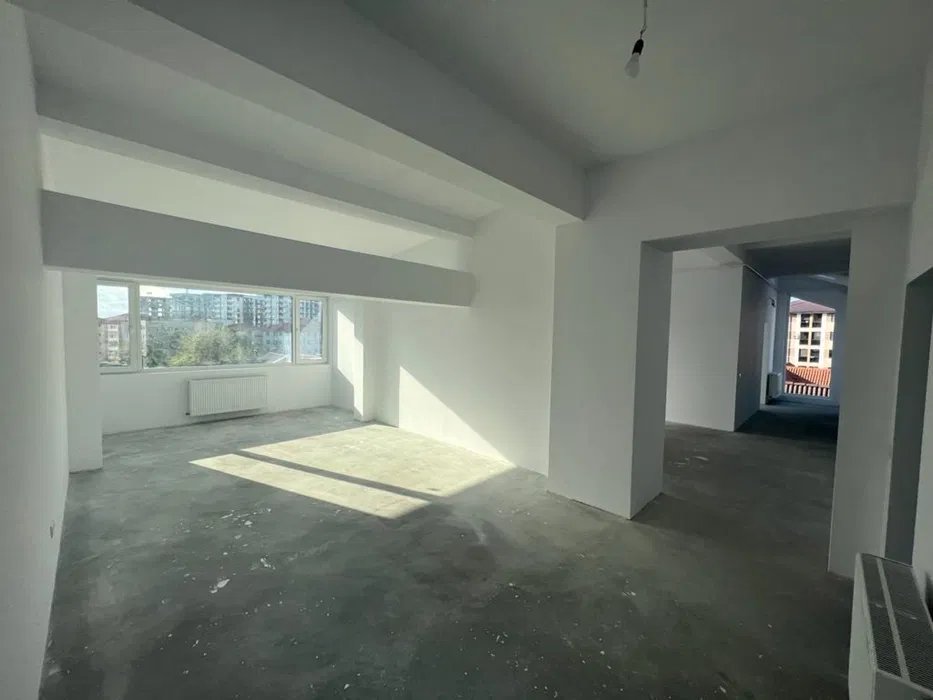 Apartament 4 Camere Ultraspatios - Zona Compozitorilor - La Alb - Bloc Nou