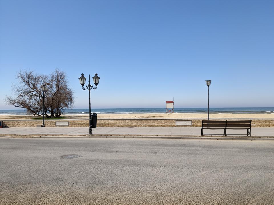 Apartament Modern – Vedere Frontala La Mare – Totul Nou !