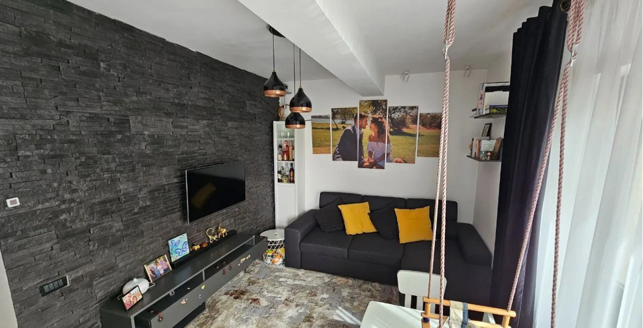 COMPOZITORI APARTAMENT CU 3 CAMERE MOBILAT SI UTILAT