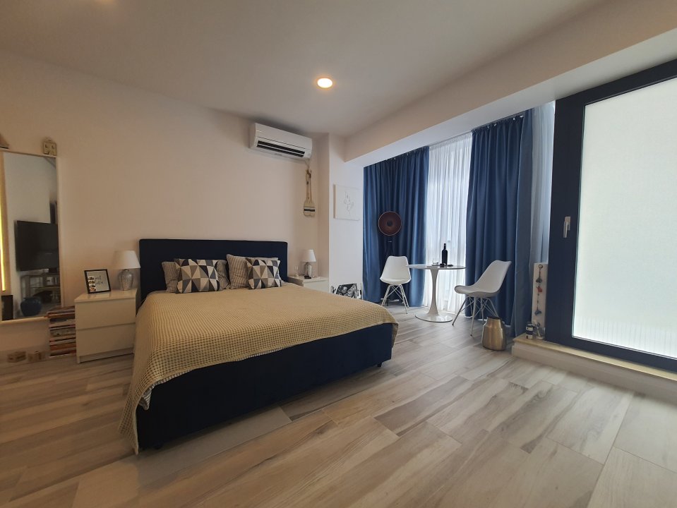 STUDIO MAMAIA-ZONA HOTEL OPERA-PARTEA CU MAREA-MOBILAT