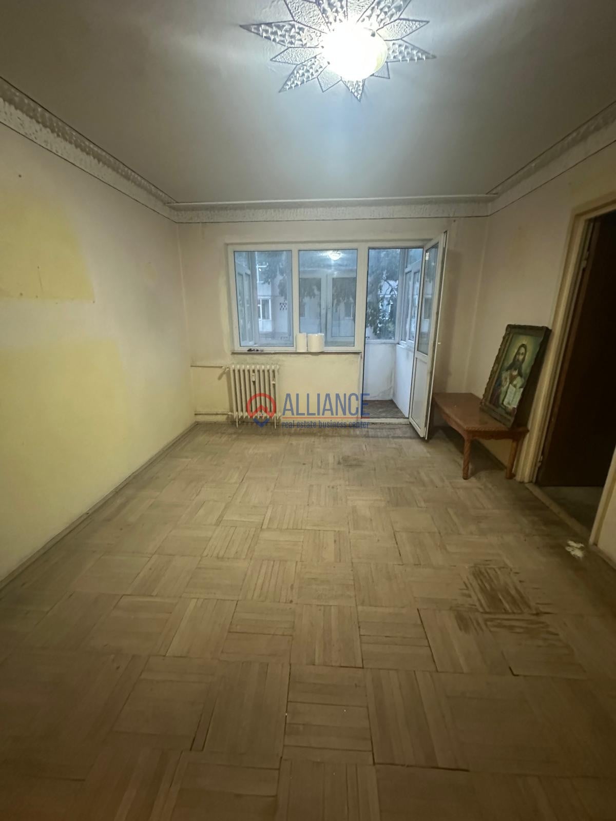 Apartament 2 camere în Km 4-5, etaj 2, balcon - Imagine principala