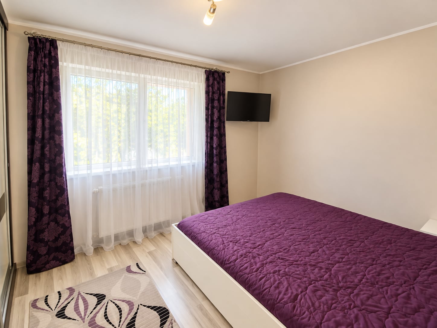 Apartament 3 camer🏡 APARTAMENT 3 CAMERE DE VÂNZARE – BURDUJENI, CUZA VODĂ 1 - foto 3