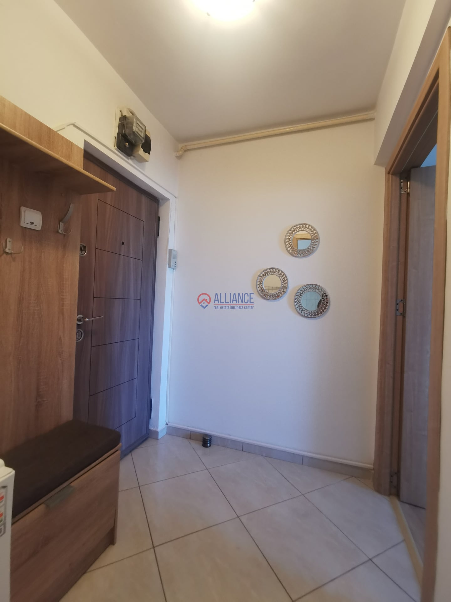 Garsoniera decomandata zona Tomis Nord (Banca Religiilor) - foto 8