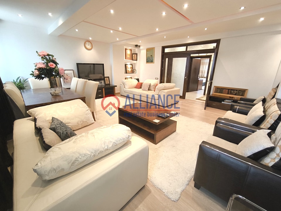 MAMAIA  Statiune - Penthouse impresionant cu terasa 148 mp!