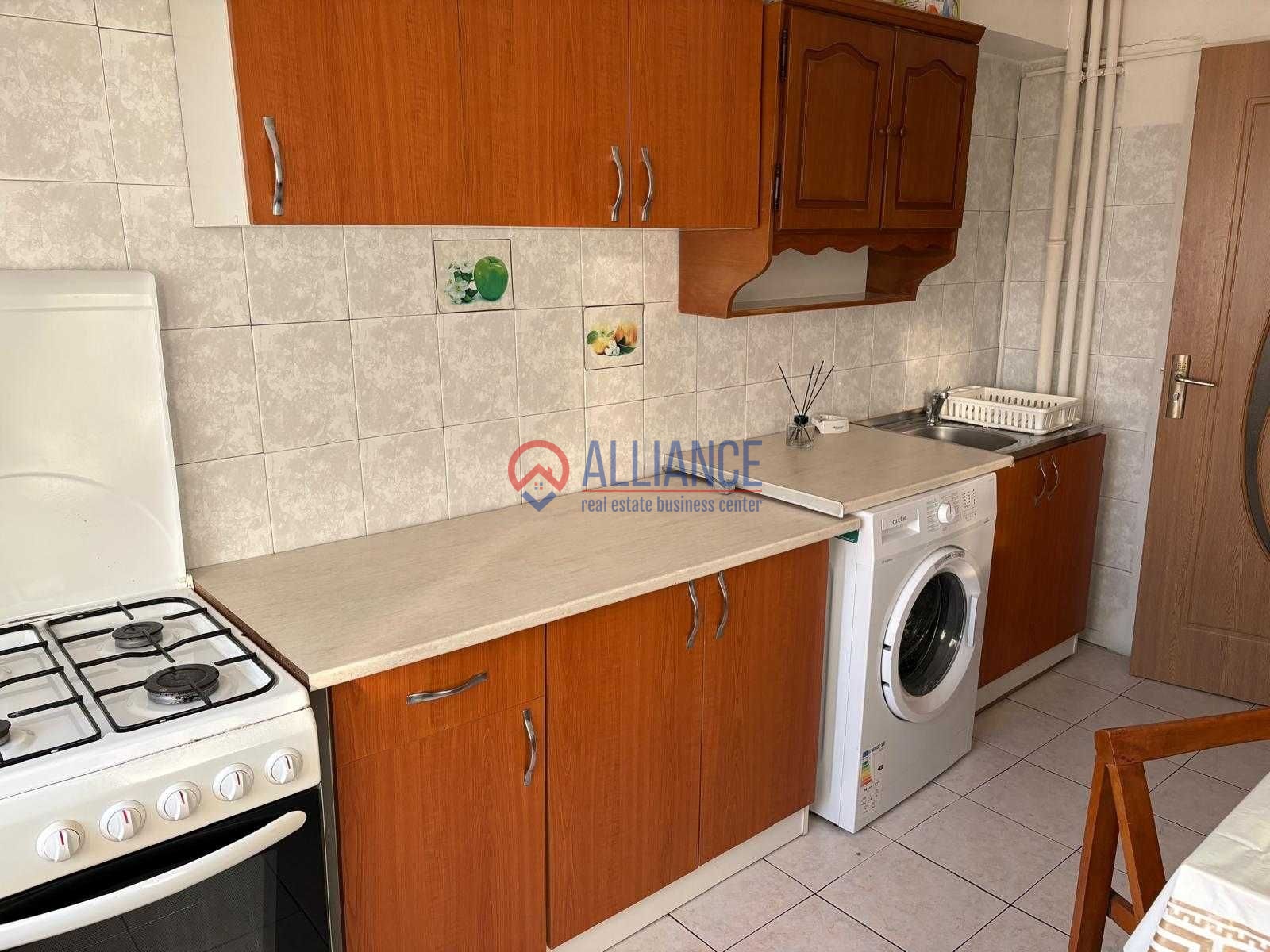 Inchiriere apartament 2 camere, zona Dacia - foto 3
