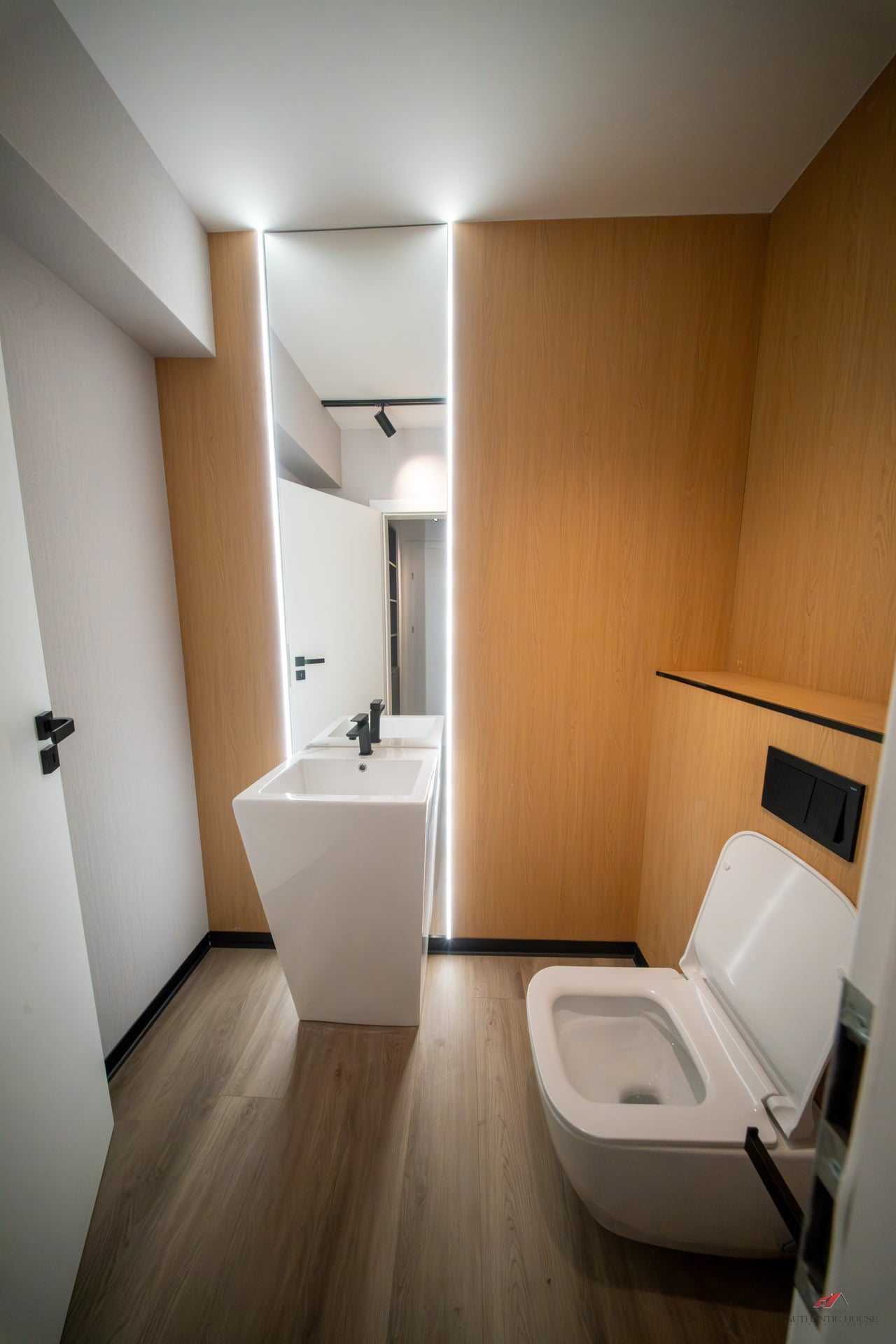 De inchiriat - Maurer Tomis Plus spatiu pentru birouri 144mp - foto 8