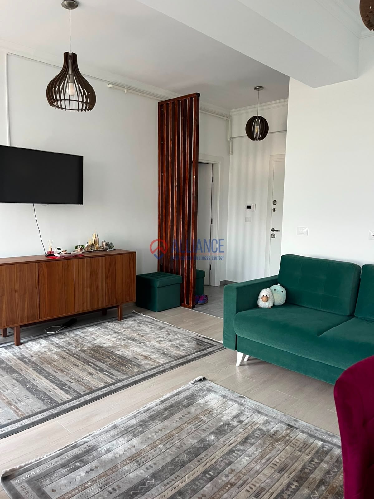 apartament modern cu 2 camere, situat în zona Sabroso - Imagine principala