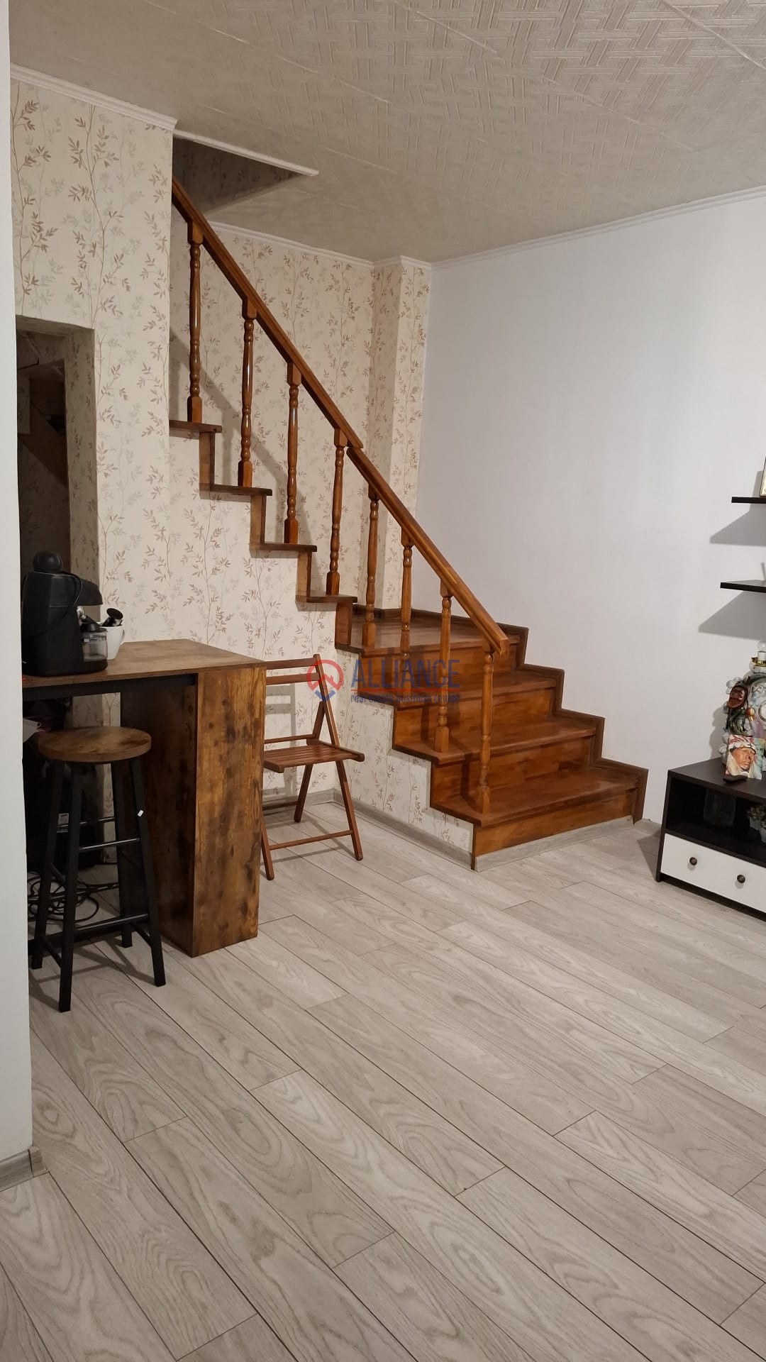 Stadion – casă cu 5 camere, mansardă și curte pavată - foto 7