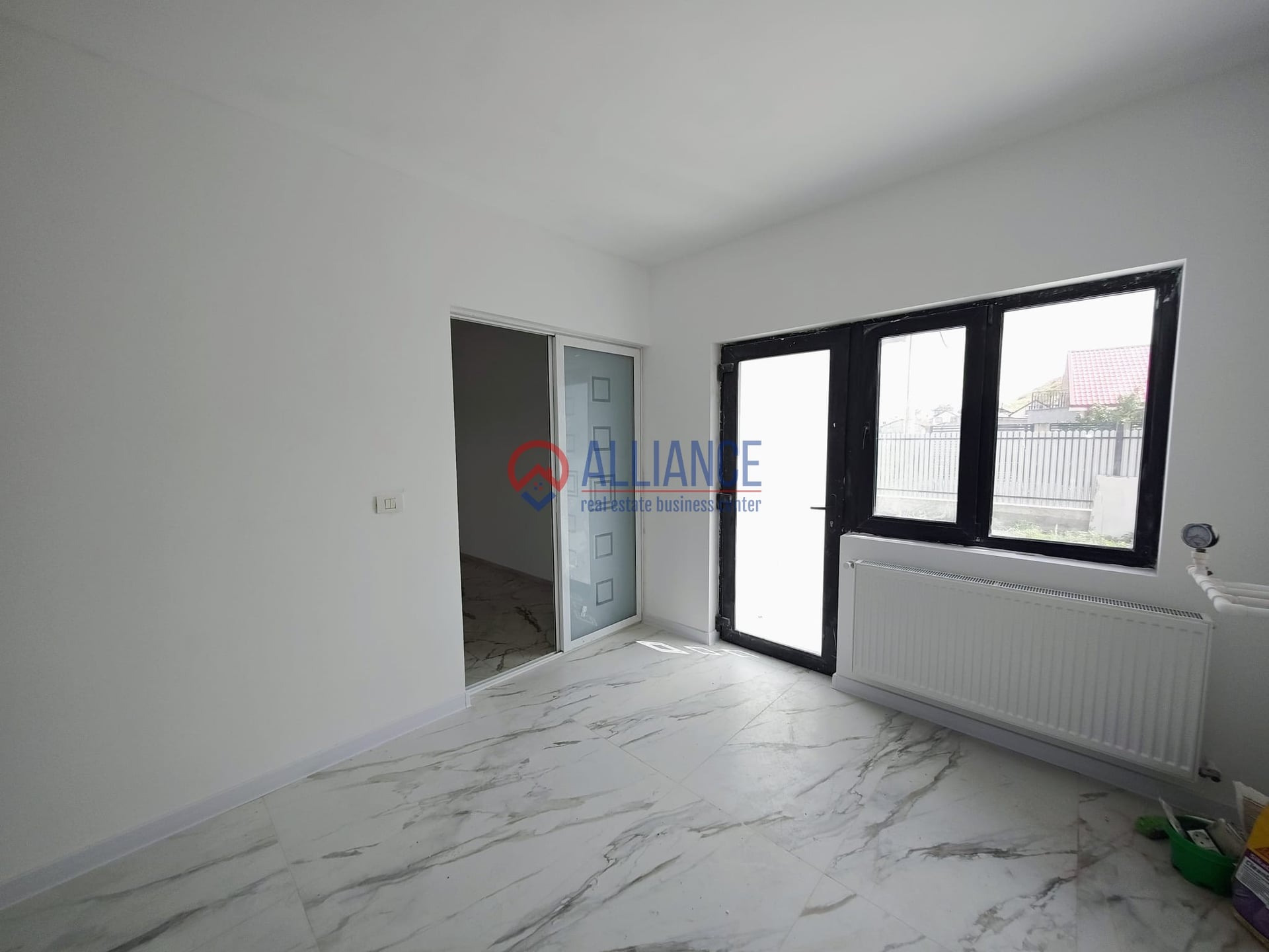 Valu lui Traian - Casă 3 camere teren 411 mp - foto 7