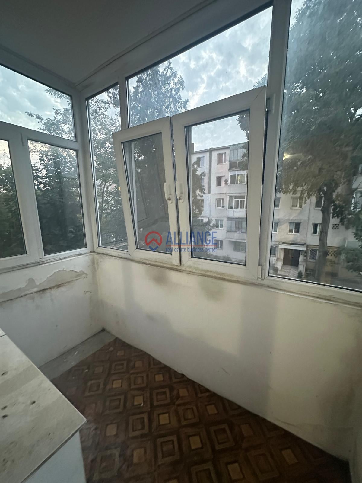 Apartament 2 camere în Km 4-5, etaj 2, balcon - foto 6
