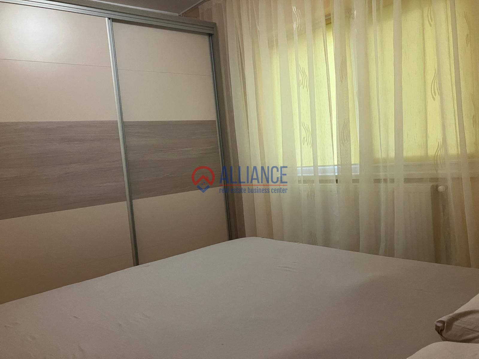 Inchiriez  apartament 3 camere/ Inel 2 - foto 5