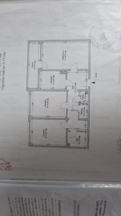 Apartament 3 Camere – Renovat Complet – Totul Ca Nou !