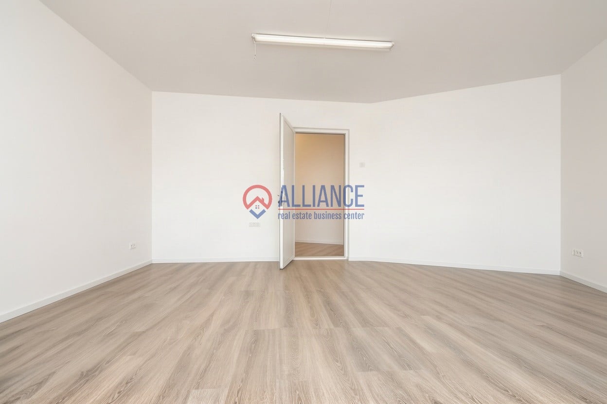 CityPark — Spațiu 3 camere, parter cu intrare din stradă | Birou|Cabinet|Sediu | - foto 2