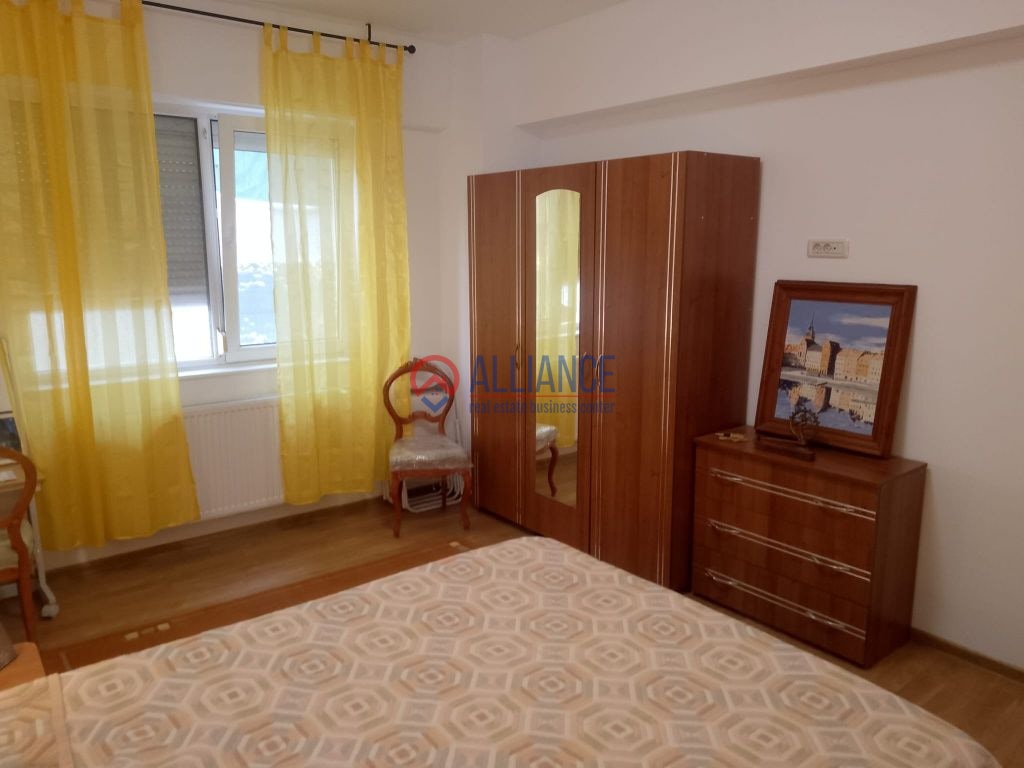 Închiriez apartament 2 cam Energia - foto 3