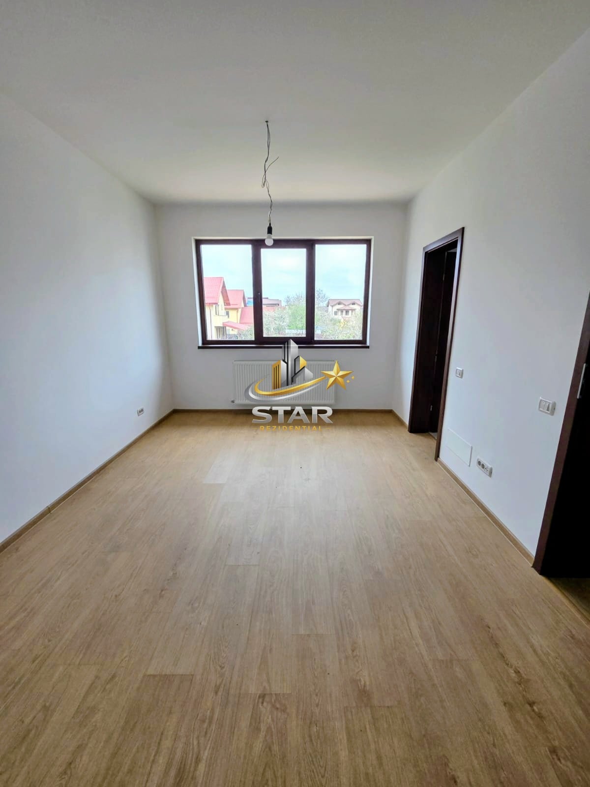 Vila 4 camere-140 mpu-Curte amenajata-Parc Ghidigeni-Mutare imediata - foto 5
