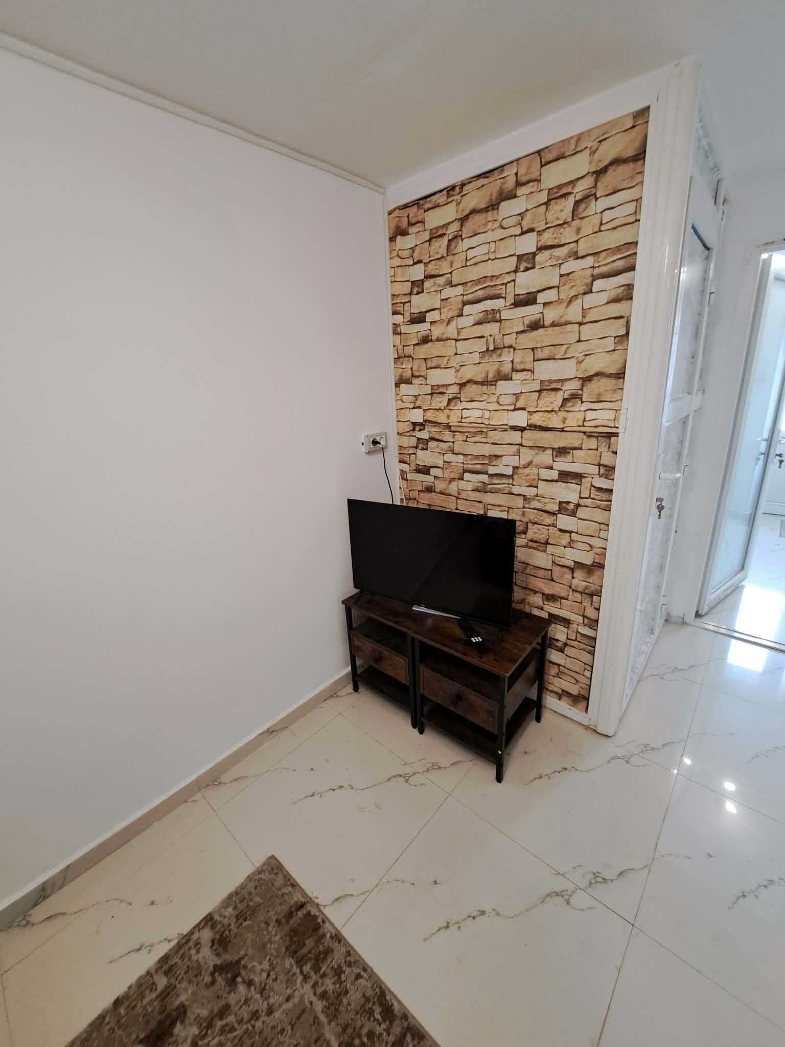 Inchirieri apartamente in vila - foto 7