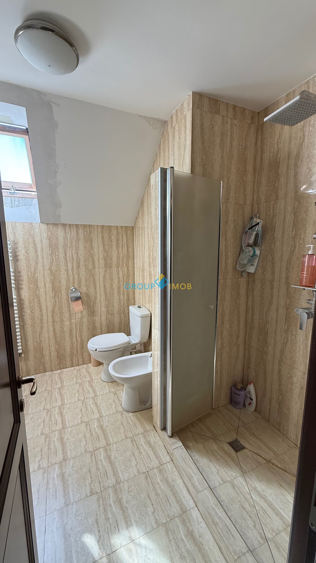 CASĂ PREMIUM DE VÂNZARE – STRADA ARCADIE ȘEPTILICI, LA LIMITA CU BACĂUL | MĂRGIN - foto 11