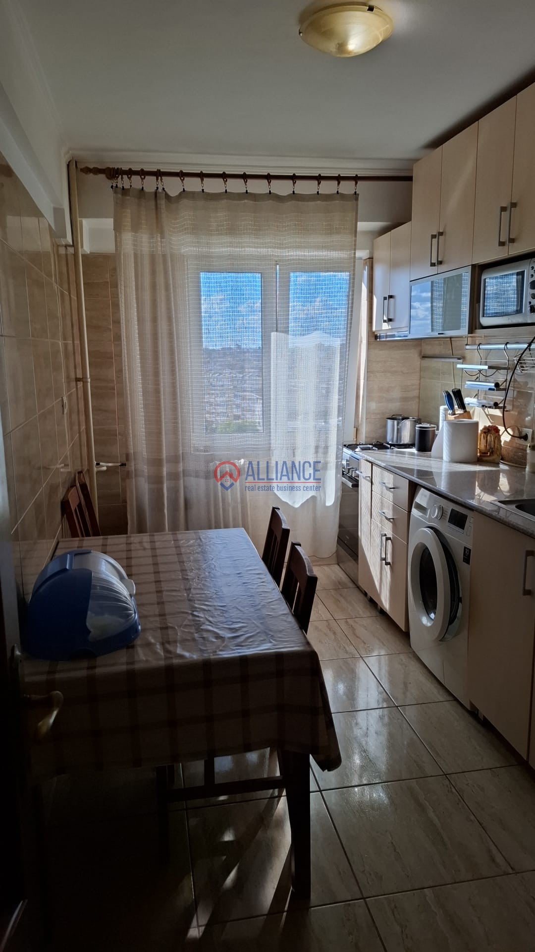 Apartament 2 camere Casa de Cultură, complet mobilat - foto 2