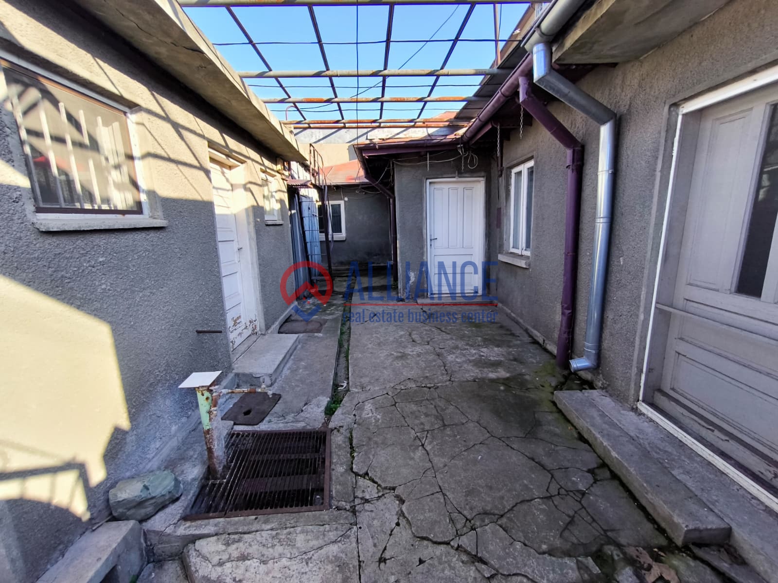 ICIL casa 4 camere pe colt! - foto 3