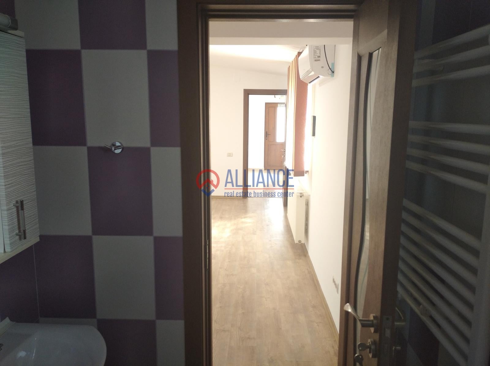 Birou 3 camere, Coiciu, 53.8 mp, renovat 2023 - foto 10