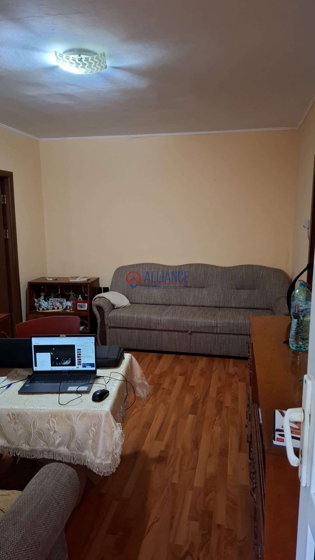 Apartament 2 camere în Tomis II, etaj 2, balcon și centrală proprie - Imagine principala
