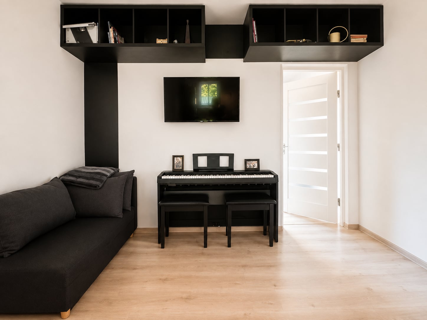 Apartament 4 camere în vilă – Zamca, str. Narciselor | Etaj 1, intrare separată - Imagine principala