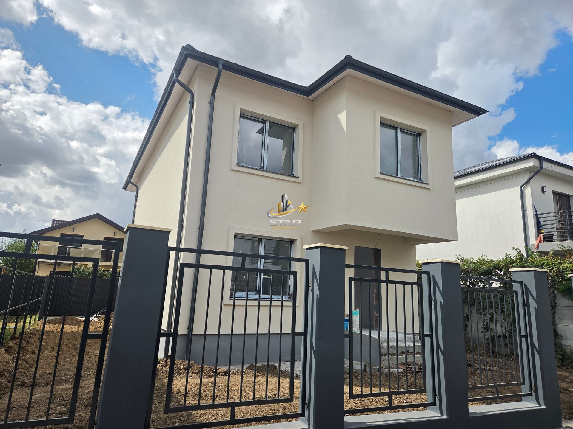 Vila single P+1E+Pod-Bragadiru zona Libertatii