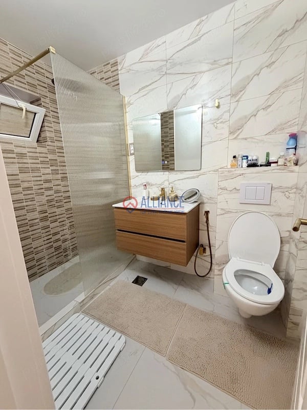 Inchiriez Apartament doua camere Tomis nord - foto 8