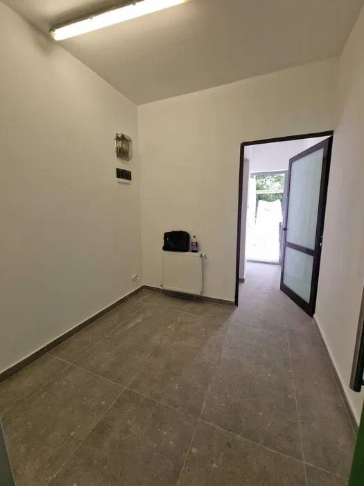 %0 Comision Spatiu la gura de metrou Gara de Nord de inchiriat - foto 4
