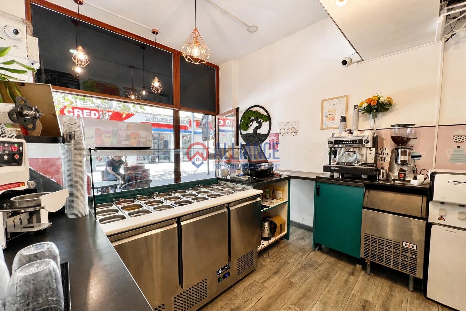 CENTRU - Afacere la cheie bubble tea în franciză,complet utilat - foto 8