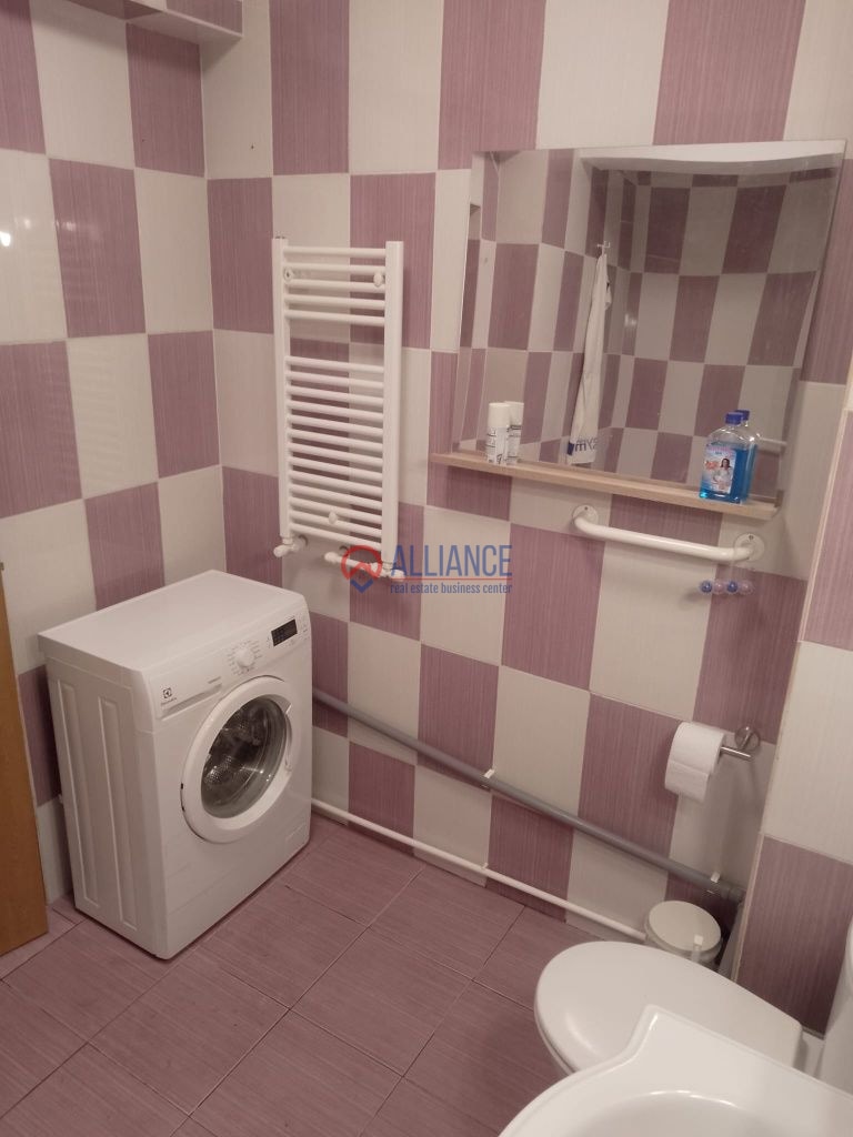 Închiriez apartament 2 cam Energia - foto 7