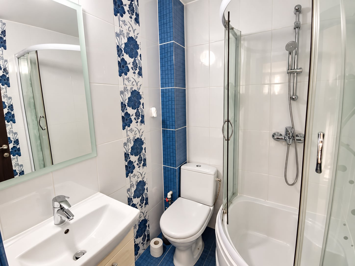 Apartament 3 camer🏡 APARTAMENT 3 CAMERE DE VÂNZARE – BURDUJENI, CUZA VODĂ 1 - foto 6
