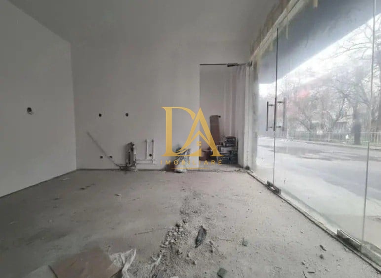 Spațiu comercial stradal de închiriat – Zona Liviu Rebreanu | Poziție de colț | - foto 2