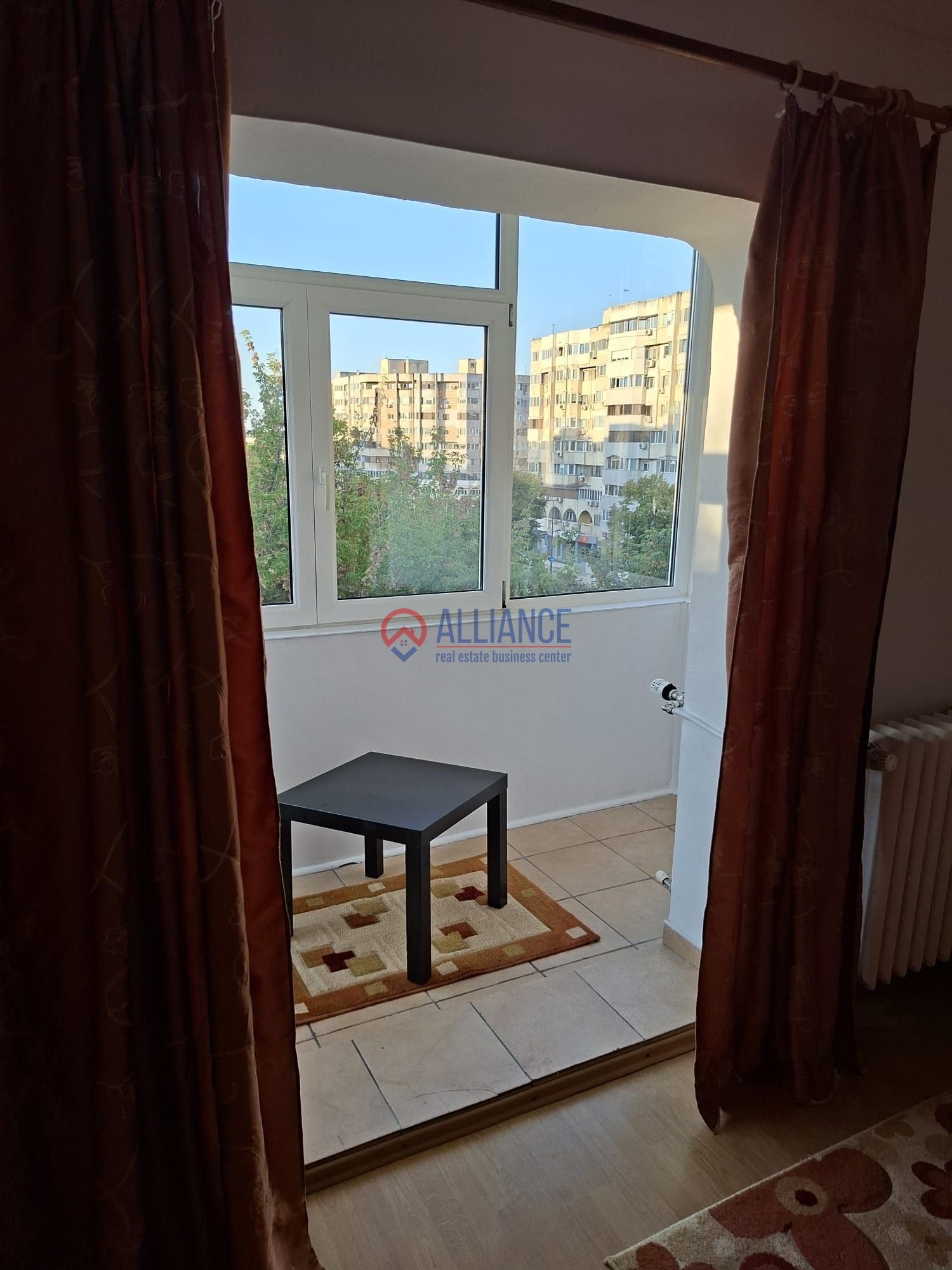 Inchiriez apartament 2 camere, decomandat, Trocadero - foto 5