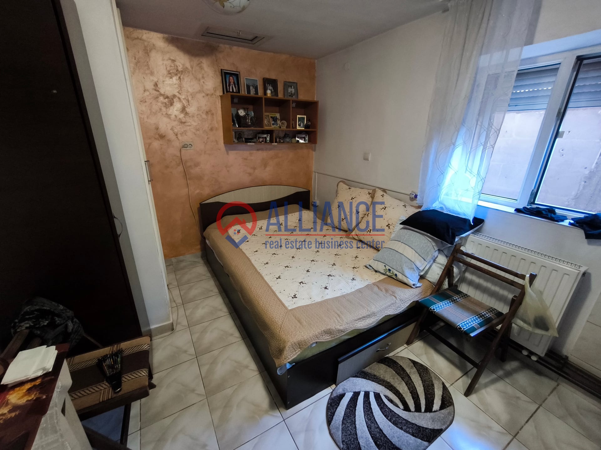 VIILE NOI - casa cu o curte generoasa disponibila imediat - foto 8