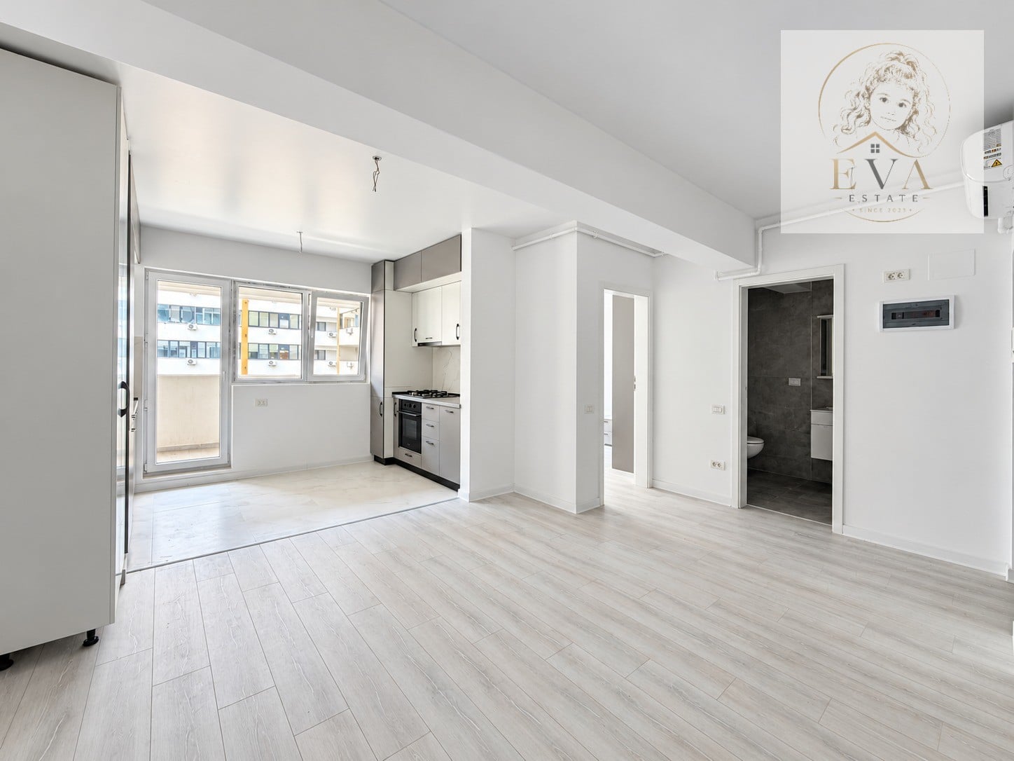 Apartament 2 camere de vânzare în 81 Residence - Imagine principala