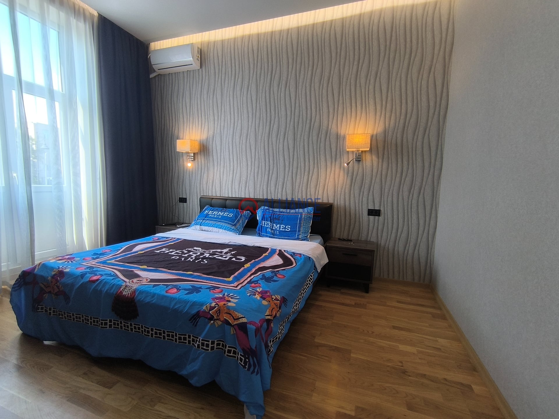 CENTRU HOTEL GRAND- Cladire de birouri emblematica ! - foto 30