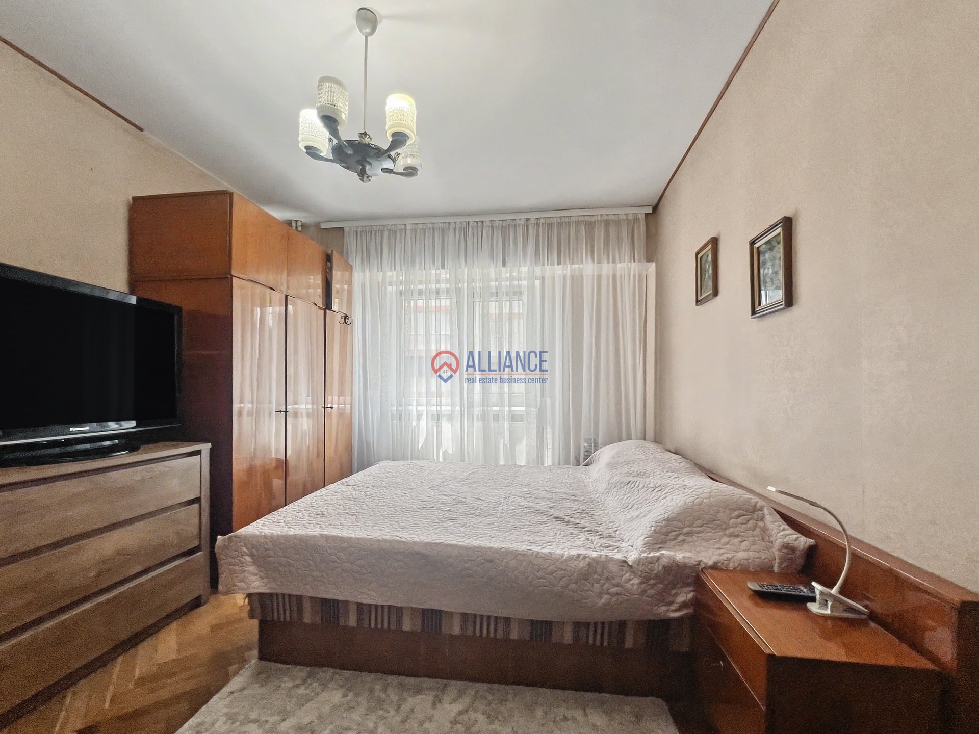 Delfinariu  - | 3 camere decomandate, vedere la parc | - foto 9