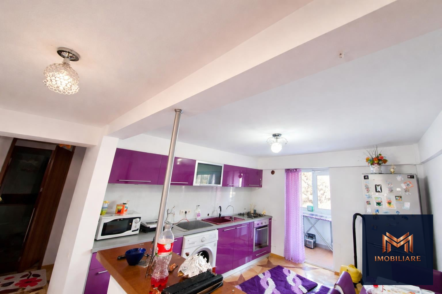 Apartament 4 camere central, etaj 3, ultrafinisat
