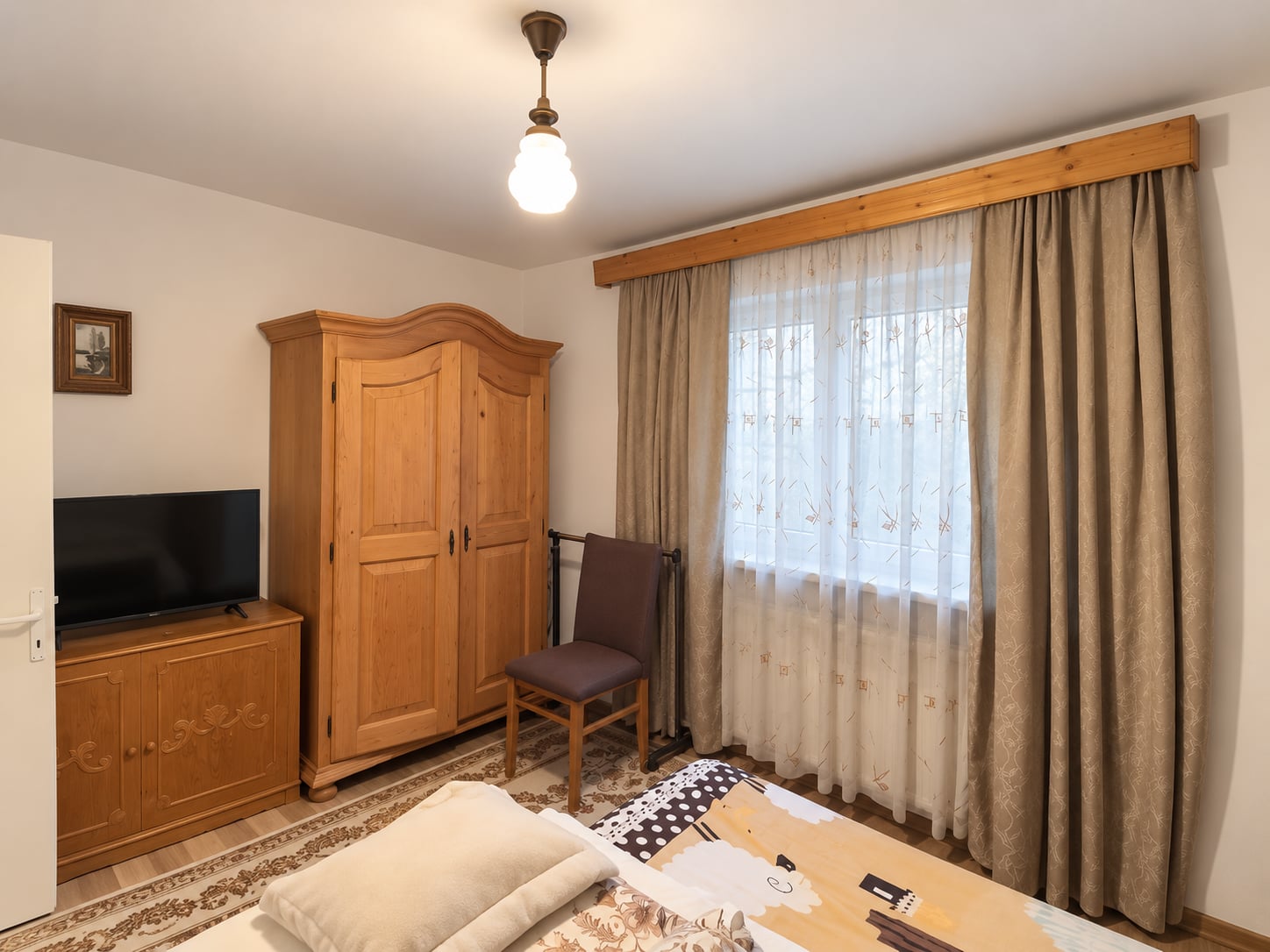 Apartament cu 2 camere semidecomandat, Aleea Jupiter, George Enescu, Suceava - foto 6