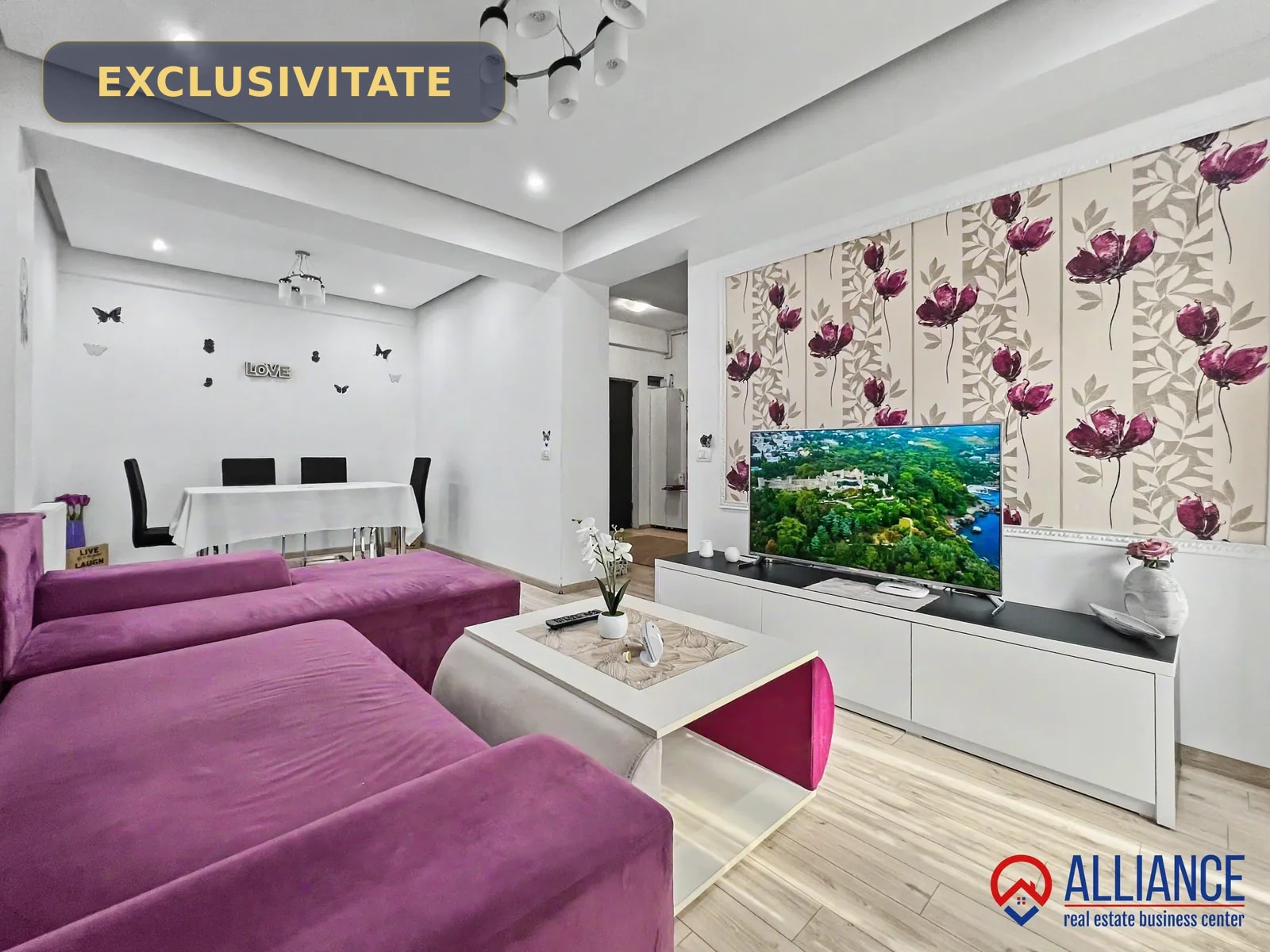 COMPOZITORI- Un apartament luminos, exact unde orașul se mișcă