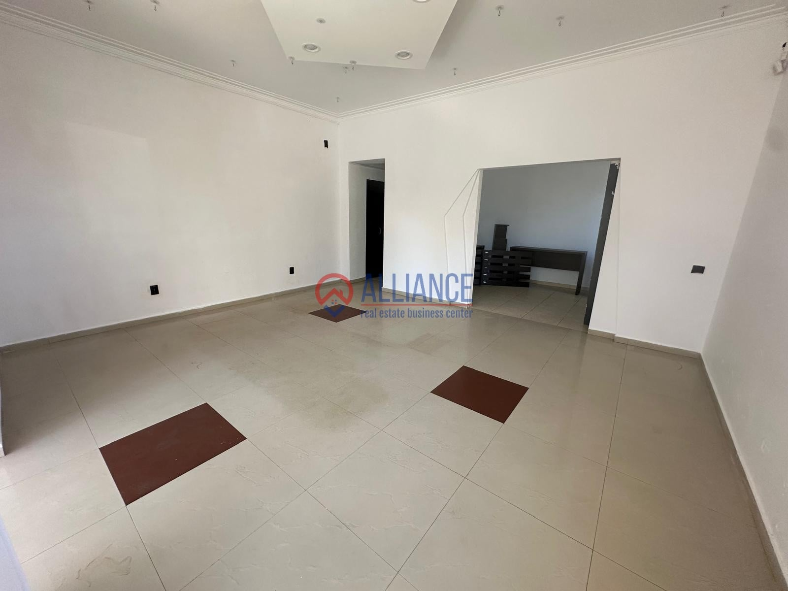 Închiriez spatiu comercial pe Mircea, Stradal, 60 mp - foto 9