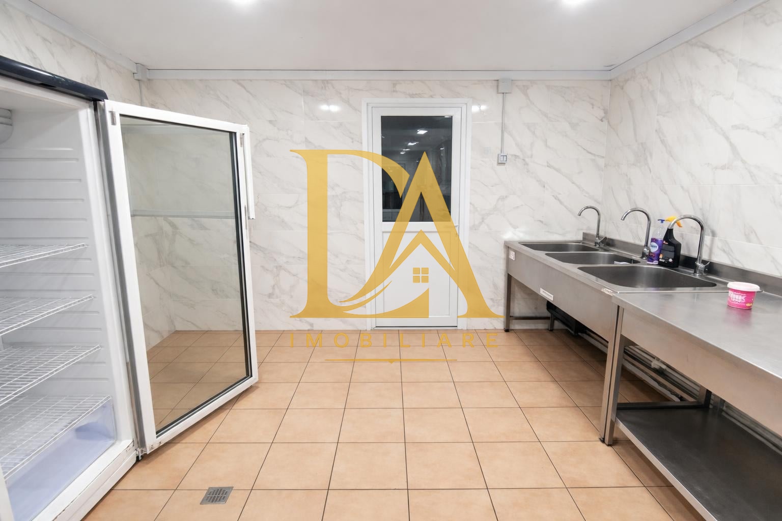 Spatiu comercial de inchiriat in zona Bucurestii Noi - foto 6