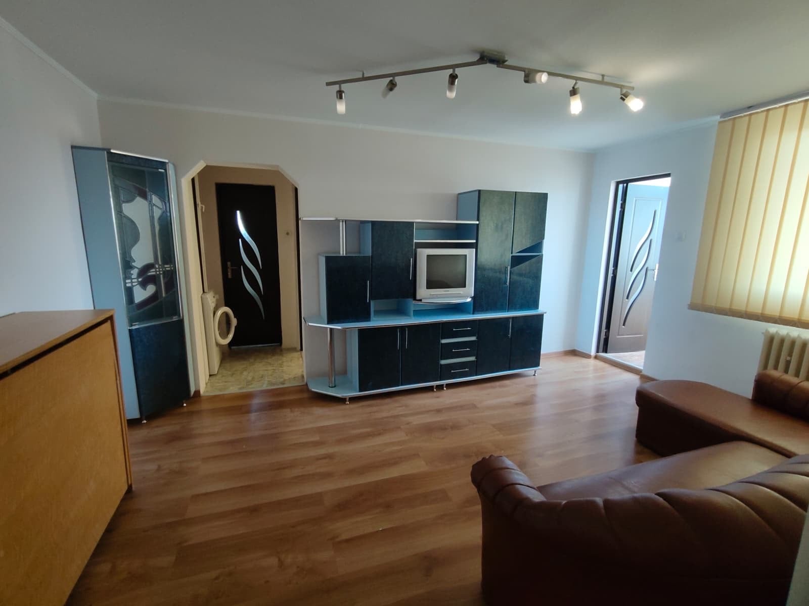 Apartament cu 2 Camere de Vânzare, bloc cu Lift  | Et9 /10 | 77.000Euro - foto 5