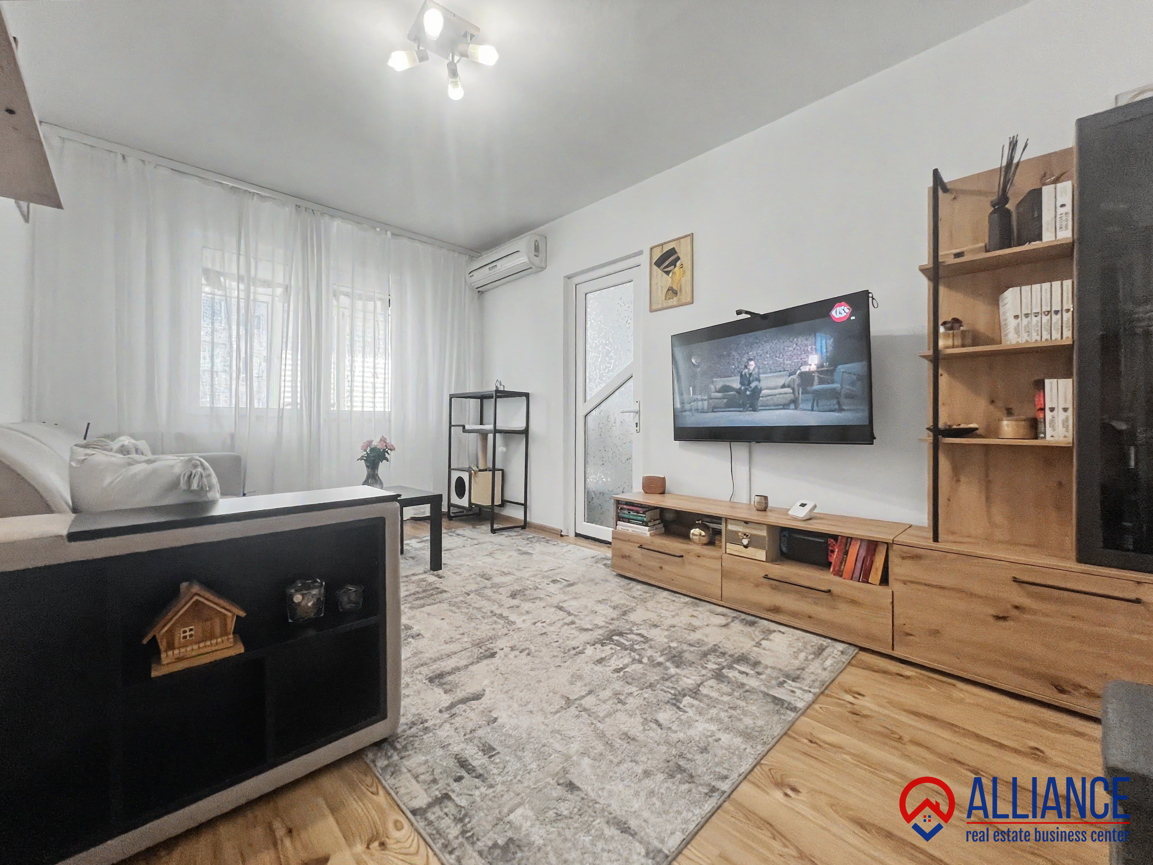KM 4-5(COD 05) - Apartament 2 Camere Ideale