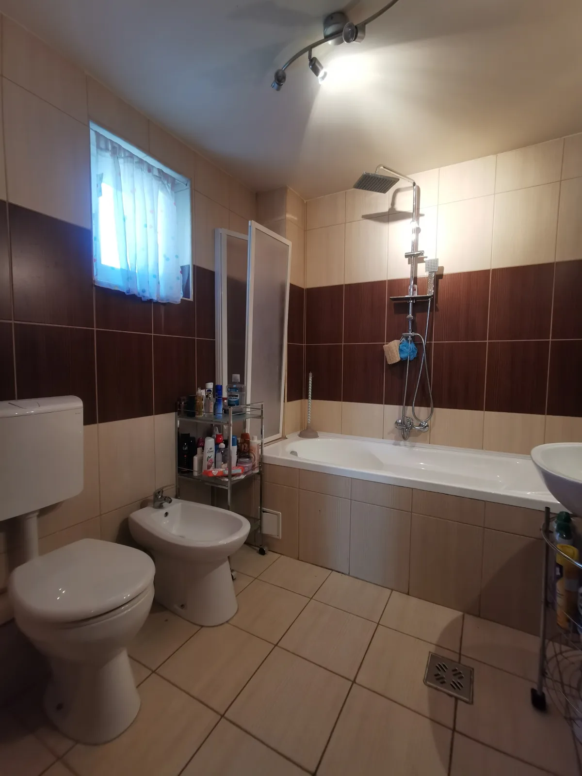 De vânzare apartament 3 camere statiunea Mamaia, zona Butoaie - foto 13