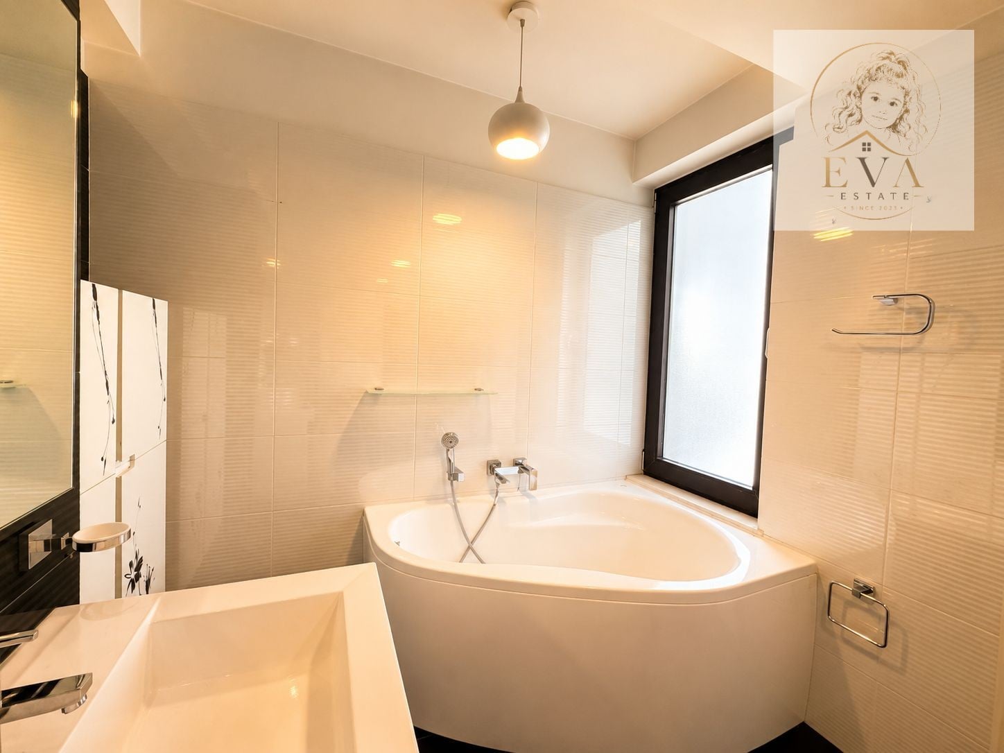 APARTAMENT PREMIUM DE VANZARE 134 MP +TERASA 40 MP + LOC DE PARCARE SUBTERAN - foto 8