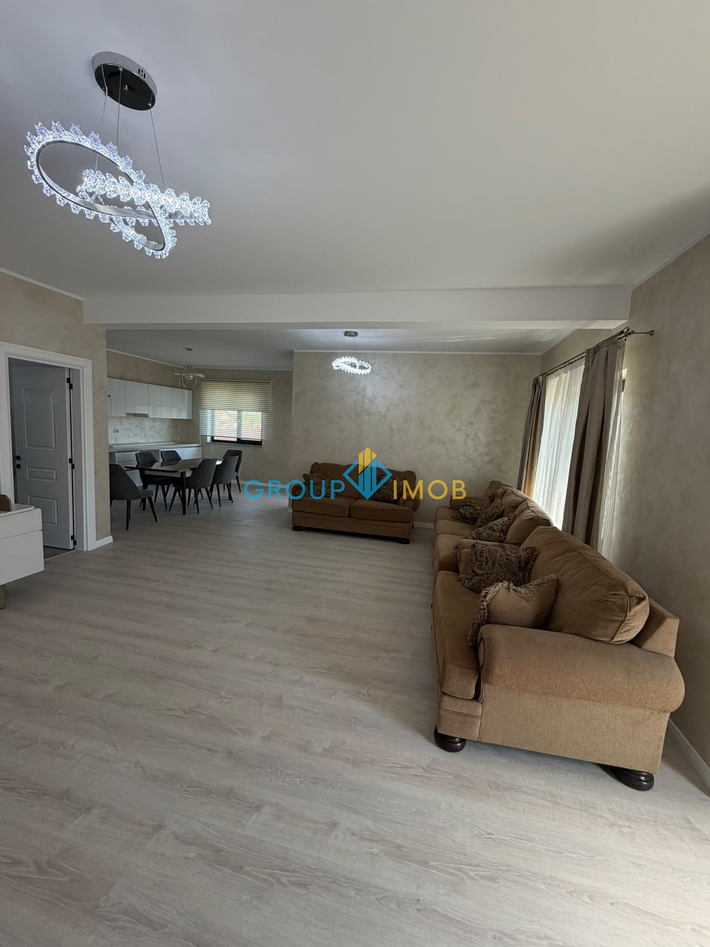 Casă nouă de vânzare utilata si mobilata Premium– Mărgineni, Bacău - foto 6