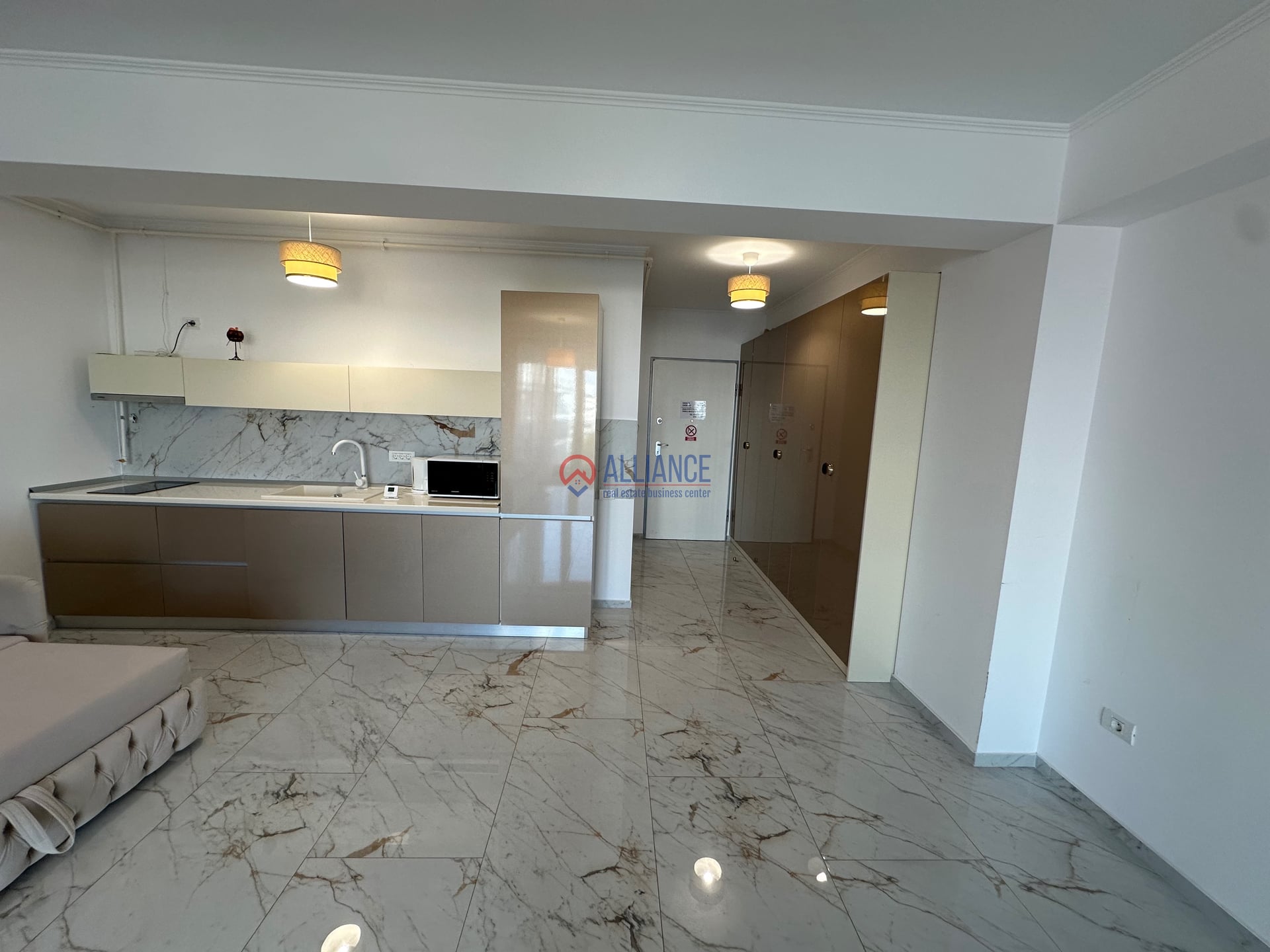 🌊 Studio de închiriat – Mamaia, zona Butoaie | Vedere la mare și lac! 🌅 - foto 4